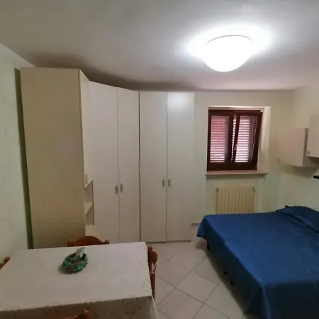 Apartman Monolocale Della Svolta